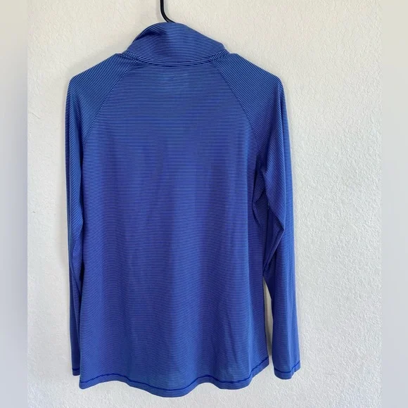 Under Armour Heat Gear 1/4 zip blue gray stripe loose Size M - Picture 4 of 4